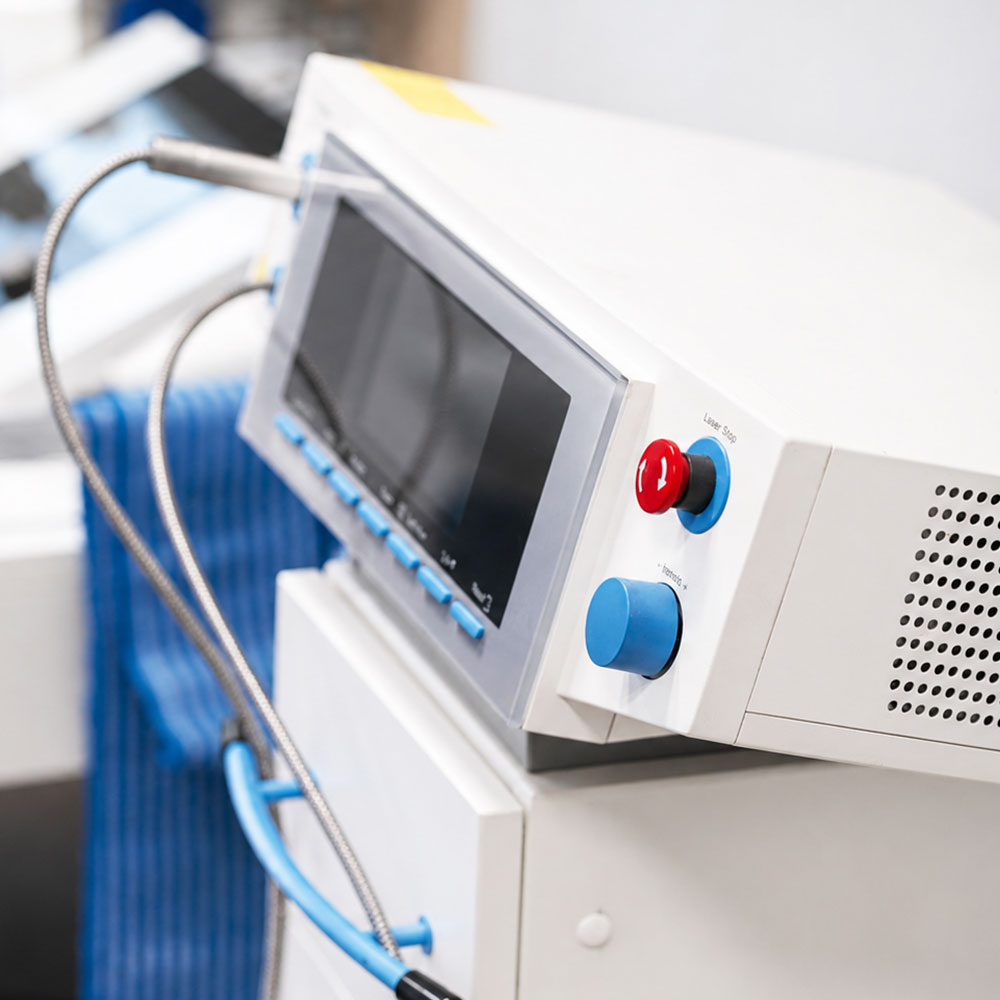 Modernes Therapiegerät in der Physiotherapie-Praxis im Studio 41 in Weißwasser